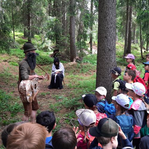 Schutzwald Märchen Tag