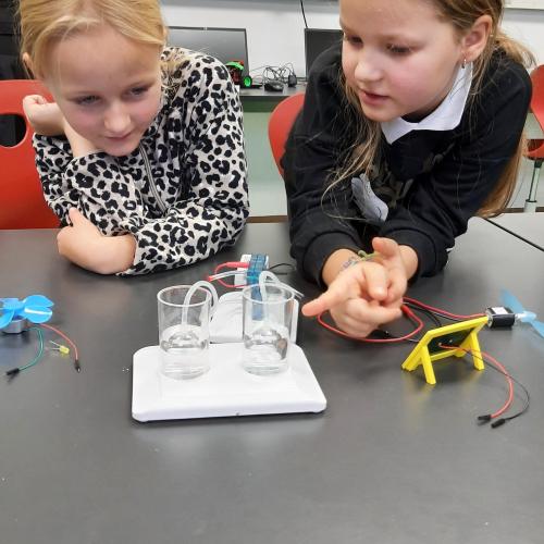 Besuch im MINT Lab