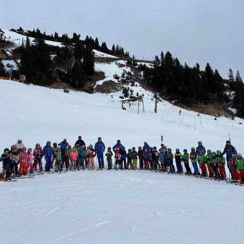 Kinder beim Schitag 2025