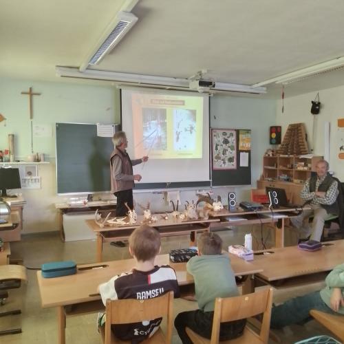 Jäger in der Schule