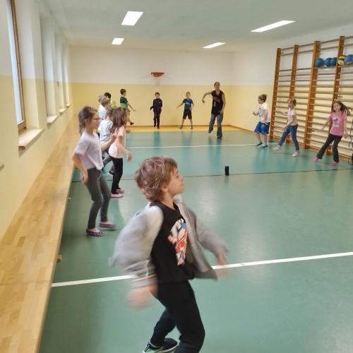 Kinder bei der Veranstaltung Breakdance