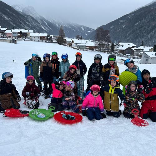 Spiel und Spaß im Schnee