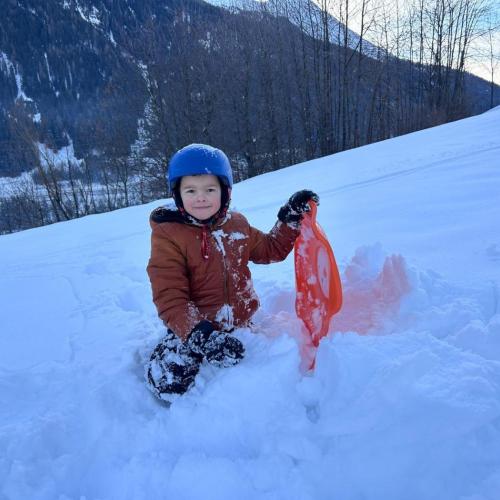 Spiel und Spaß im Schnee