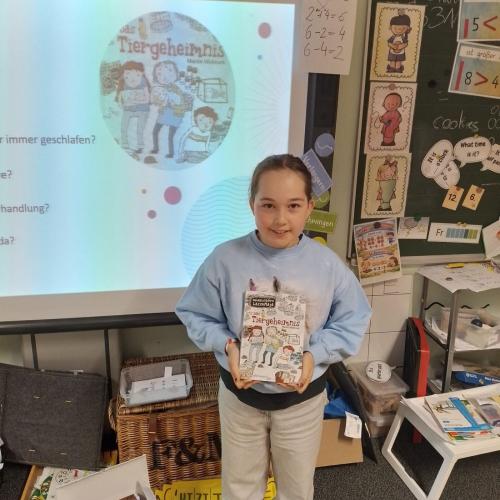 Kinder der 4. Schst. bei der Buchpräsentation