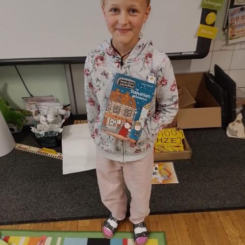 Kinder der 4. Schst. bei der Buchpräsentation